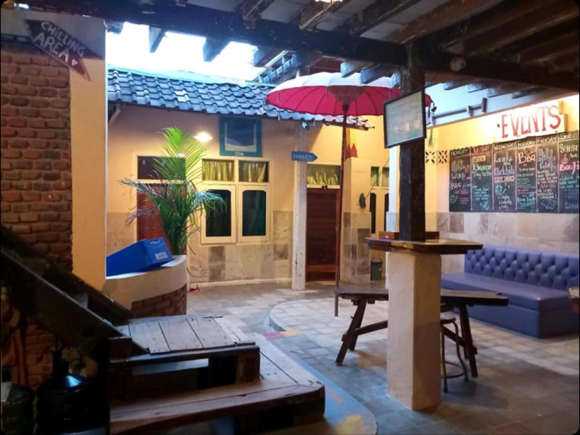 Gili La Boheme Hostel Gili Trawangan Exterior photo