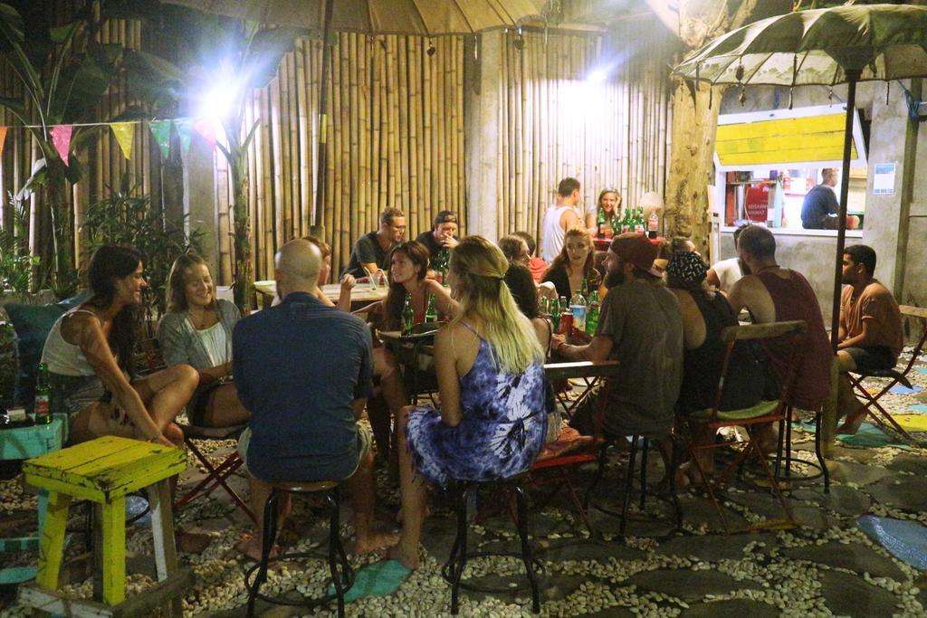 Gili La Boheme Hostel Gili Trawangan Exterior photo